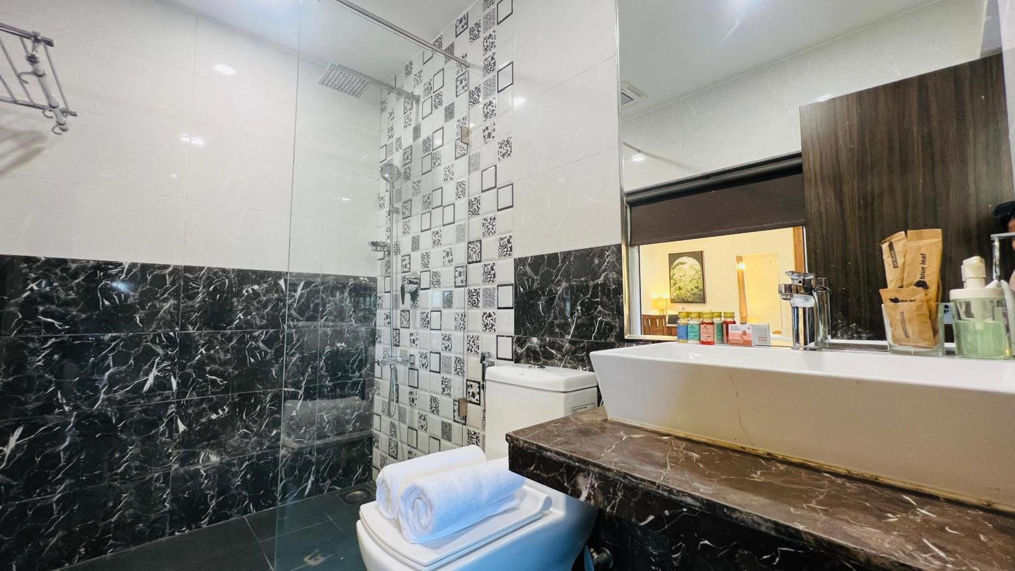Bluo Amani Vagator - Boutique Hotel Goa Anjuna Esterno foto