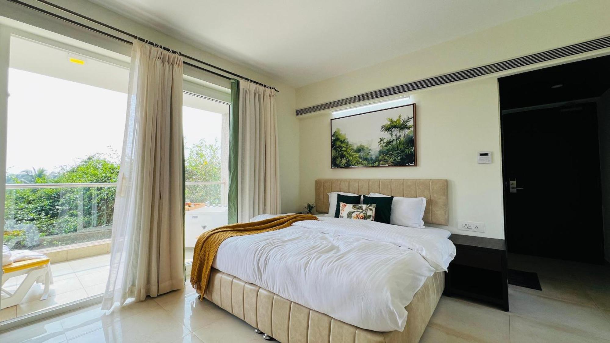 Bluo Amani Vagator - Boutique Hotel Goa Anjuna Esterno foto