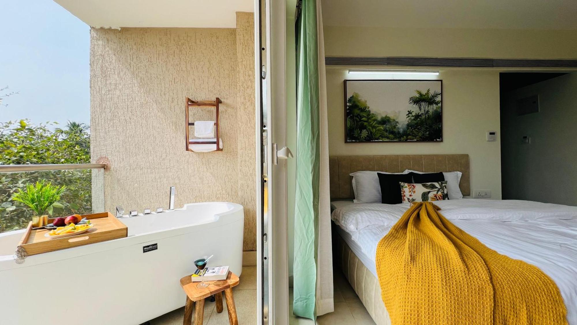 Bluo Amani Vagator - Boutique Hotel Goa Anjuna Esterno foto